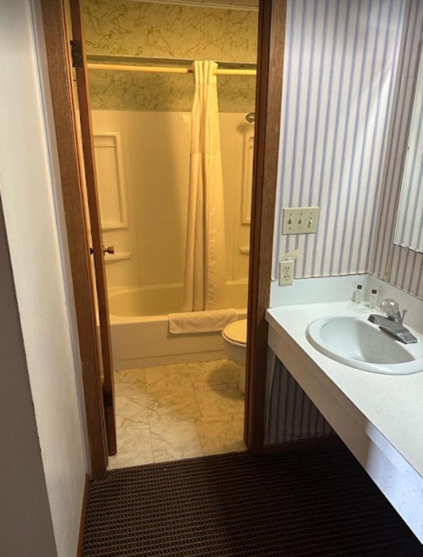 جورجيا Love Hotels Western Holiday By Oyo At Harlan Lake Ne المظهر الخارجي الصورة