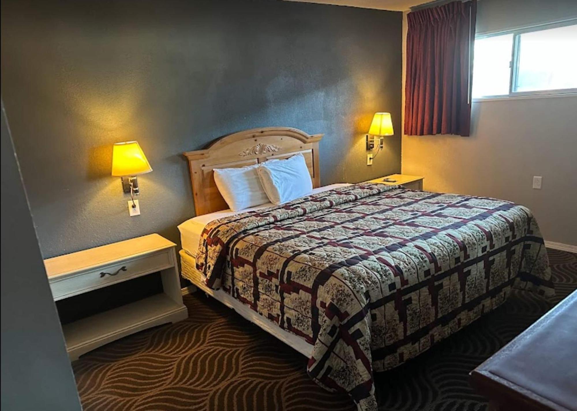 جورجيا Love Hotels Western Holiday By Oyo At Harlan Lake Ne المظهر الخارجي الصورة