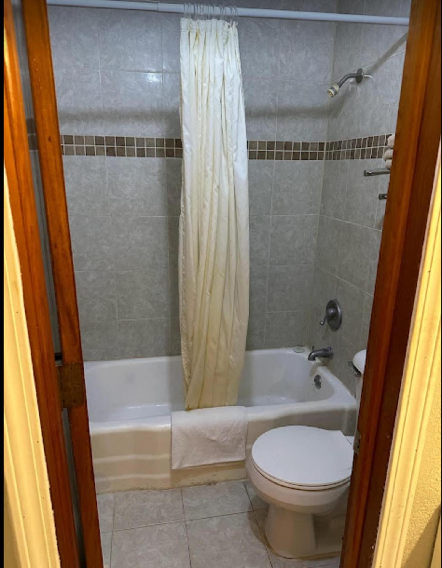 جورجيا Love Hotels Western Holiday By Oyo At Harlan Lake Ne المظهر الخارجي الصورة